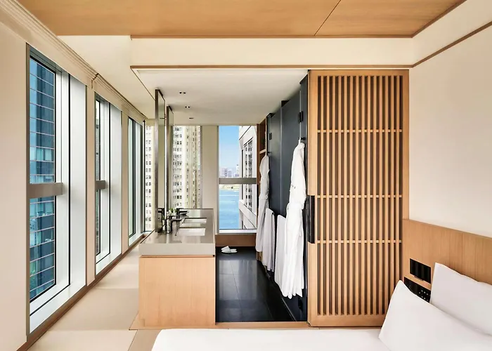 Aki Hong Kong - Mgallery